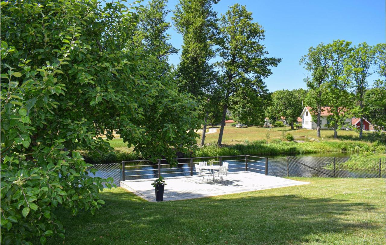 Beautiful Apartment In Lagan With House Sea View Kültér fotó
